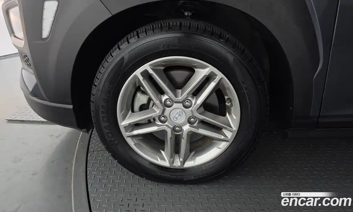 Hyundai Kona 2018 1.6 Автомат в Москве № 126097, фото 15