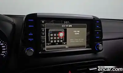 Hyundai Kona 2018 1.6 Автомат в Москве № 126097, миниатюра 2