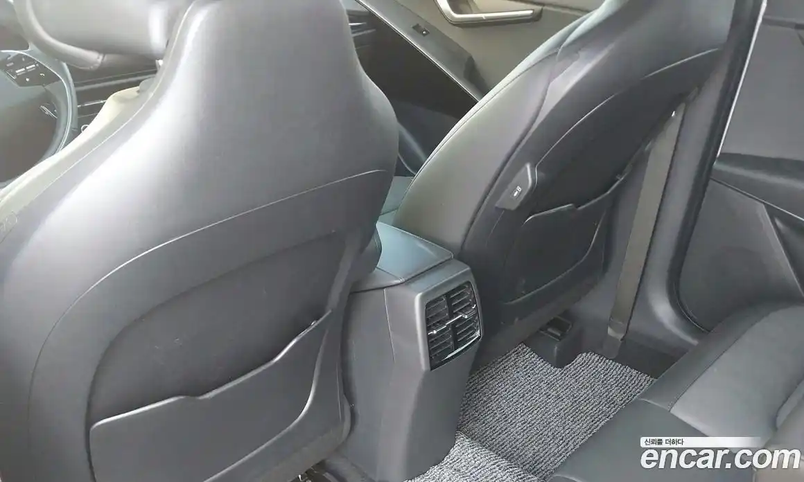 Kia Niro 2025 1.6 Автомат в Москве № 128428, фото 12