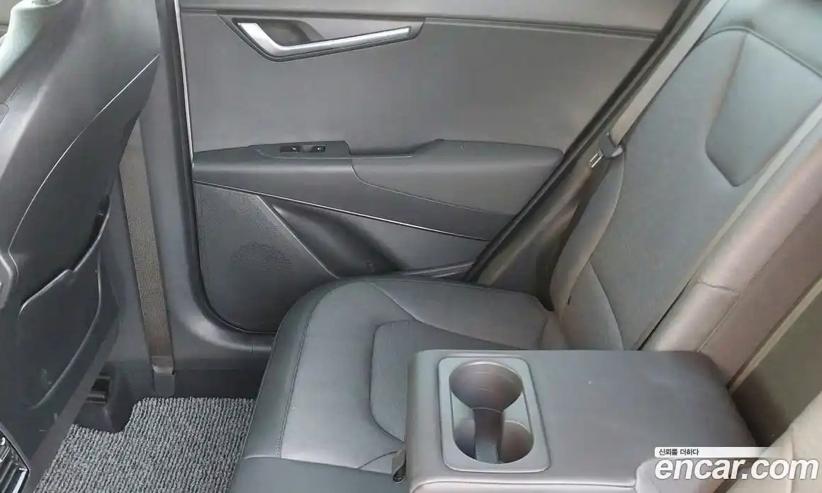 Kia Niro 2025 1.6 Автомат в Москве № 128428, фото 13