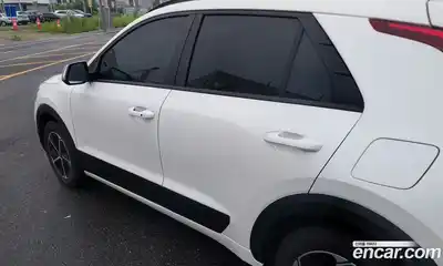 Kia Niro 2025 1.6 Автомат в Москве № 128428, миниатюра 2