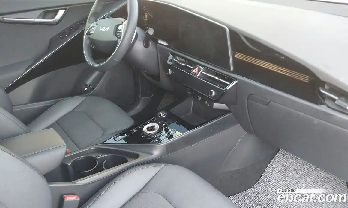 Kia Niro 2025 1.6 Автомат в Москве № 128428, фото 8