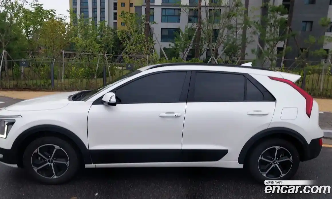 Kia Niro 2025 1.6 Автомат в Москве № 128428, фото 9