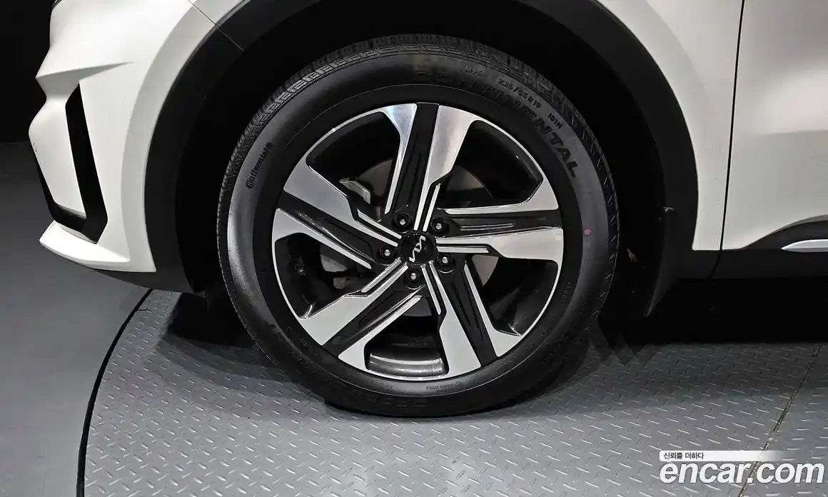 Kia Sorento 2023 1.6 Автомат в Москве № 130535, фото 20