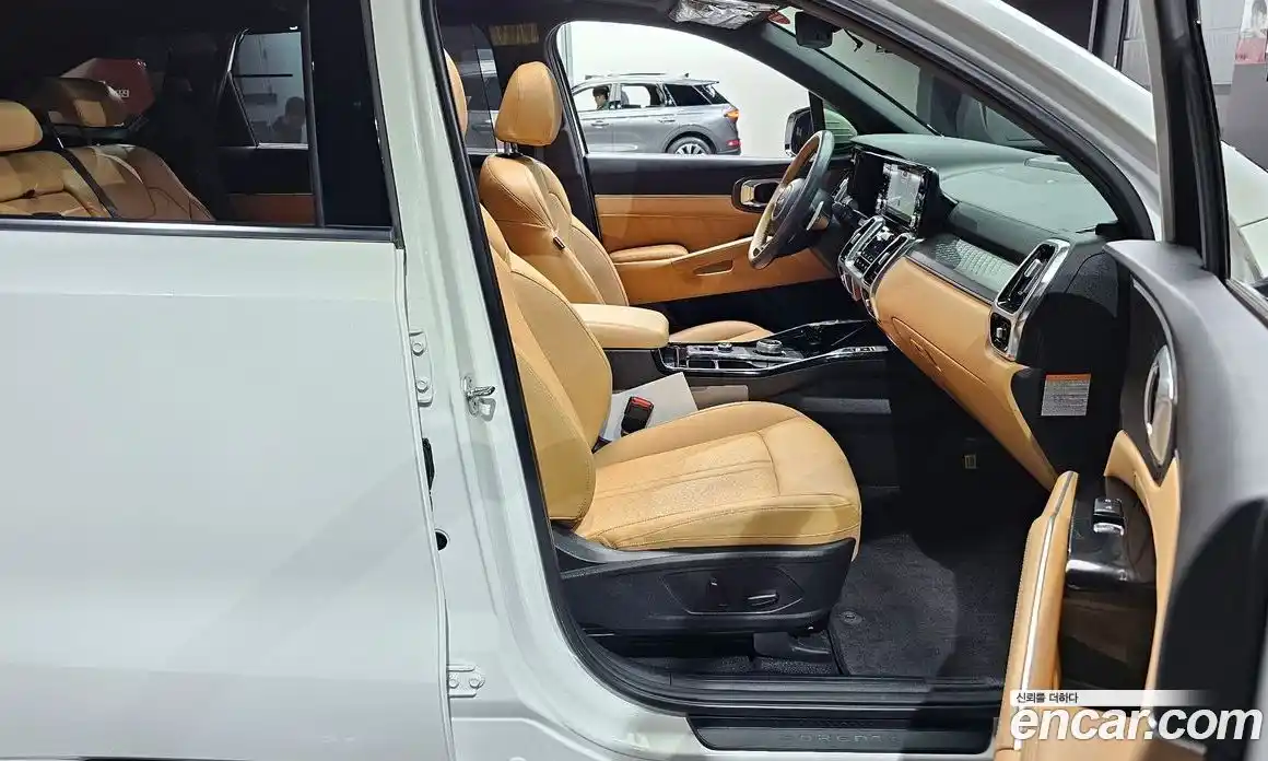 Kia Sorento 2023 1.6 Автомат в Москве № 130535, фото 5