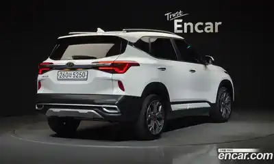Kia Seltos 2020 1.6 Автомат в Москве № 133878, миниатюра 11