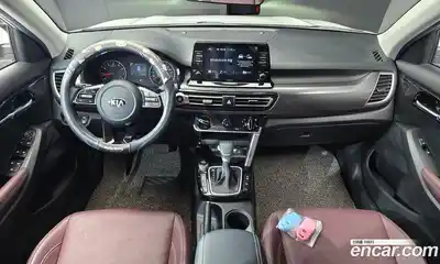 Kia Seltos 2020 1.6 Автомат в Москве № 133878, миниатюра 6