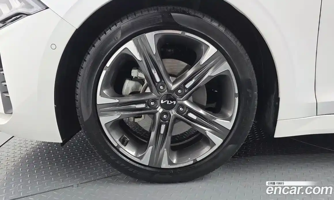 Kia K5 2023 2.0 Автомат в Москве № 133890, фото 16