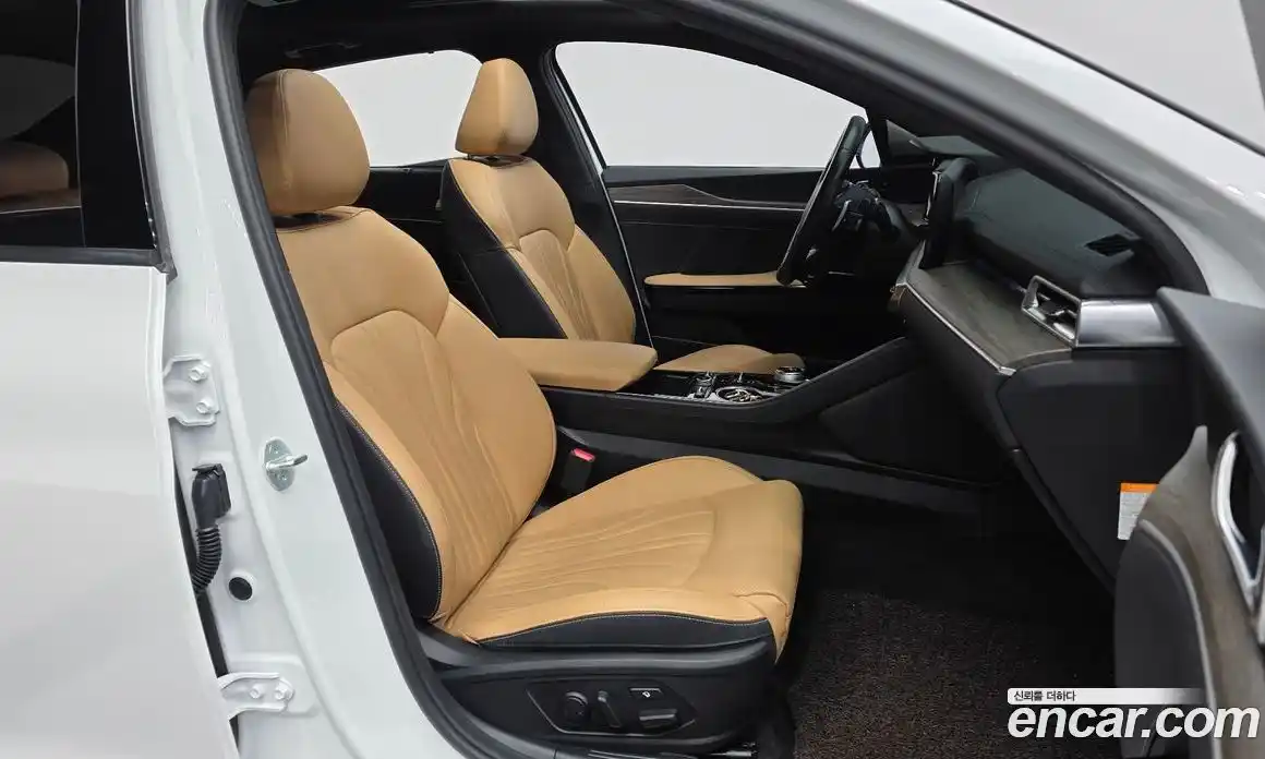 Kia K5 2023 2.0 Автомат в Москве № 133890, фото 8