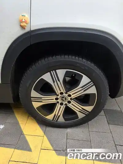 Mercedes-Benz EQB 2024 Автомат в Москве № 138986, миниатюра 7