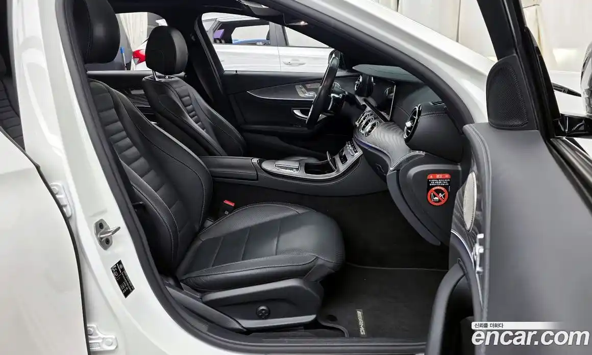 Mercedes-Benz E-Class 2023 2.0 Автомат в Москве № 139727, фото 17