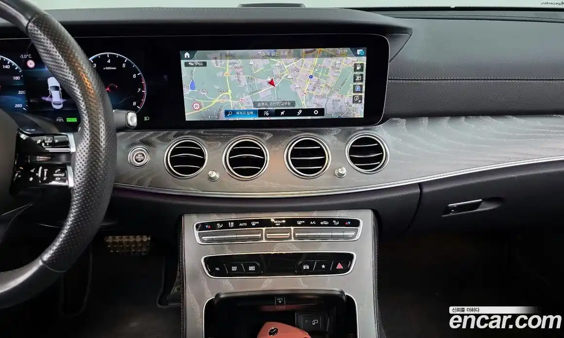 Mercedes-Benz E-Class 2023 2.0 Автомат в Москве № 139727, фото 5