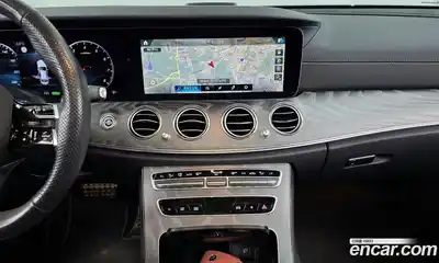 Mercedes-Benz E-Class 2023 2.0 Автомат в Москве № 139727, миниатюра 5