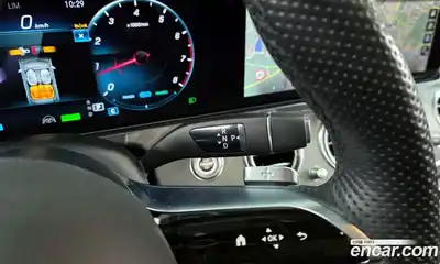 Mercedes-Benz E-Class 2023 2.0 Автомат в Москве № 139727, миниатюра 9