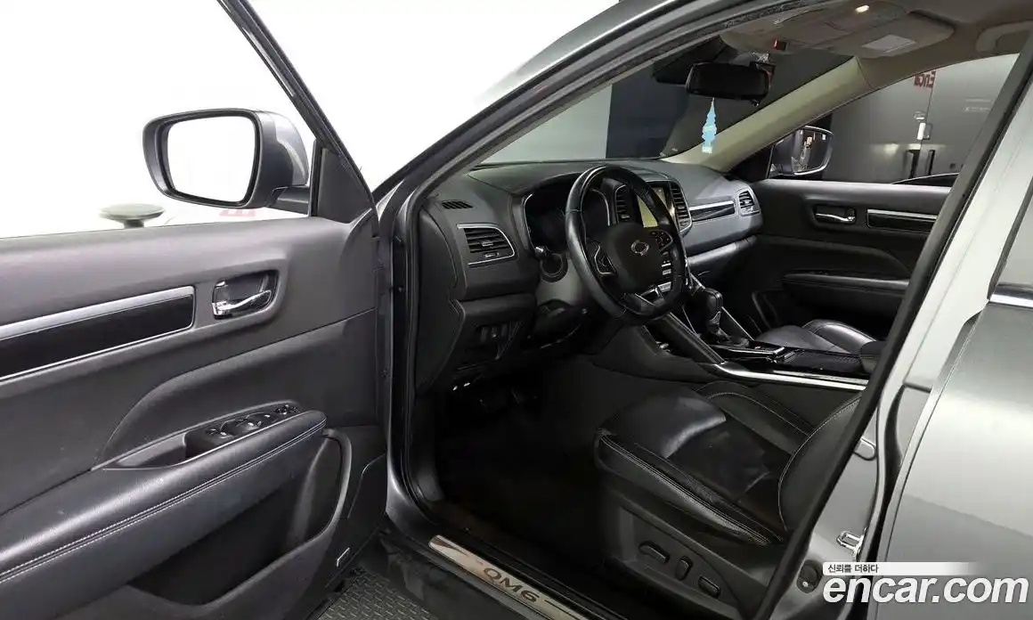 Renault QM6 2017 2.0 Автомат в Москве № 140352, фото 10