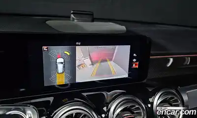 Mercedes-Benz GLB-Class, 2022