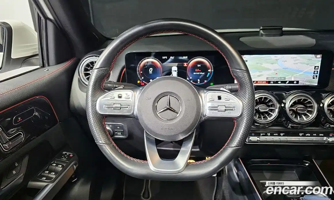 Mercedes-Benz GLB-Class 2022 2.0 Автомат в Москве № 141390, фото 15