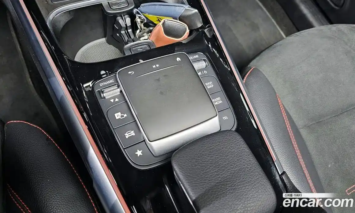 Mercedes-Benz GLB-Class 2022 2.0 Автомат в Москве № 141390, фото 16