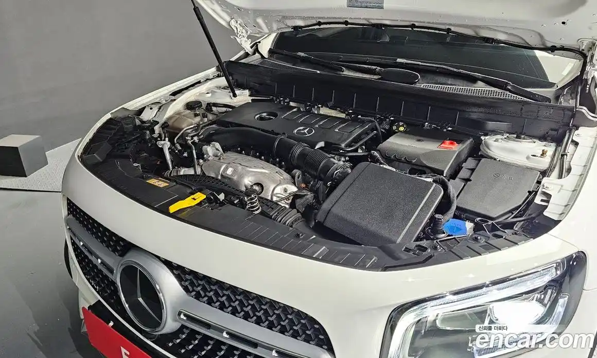 Mercedes-Benz GLB-Class 2022 2.0 Автомат в Москве № 141390, фото 17