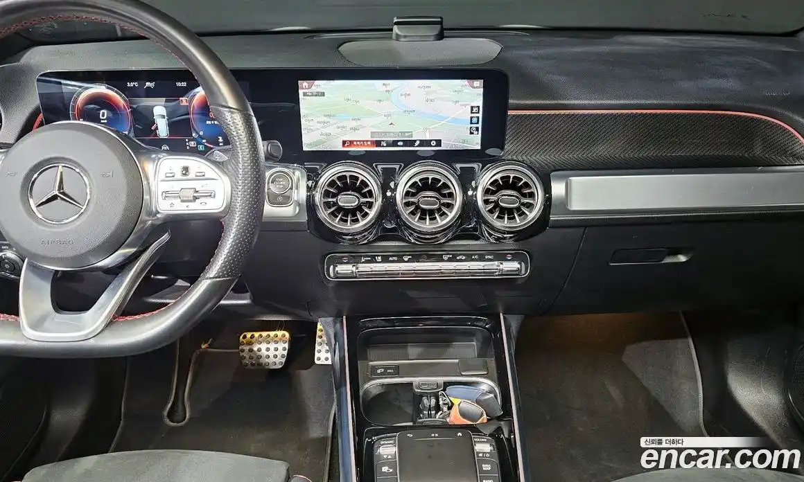 Mercedes-Benz GLB-Class 2022 2.0 Автомат в Москве № 141390, фото 3