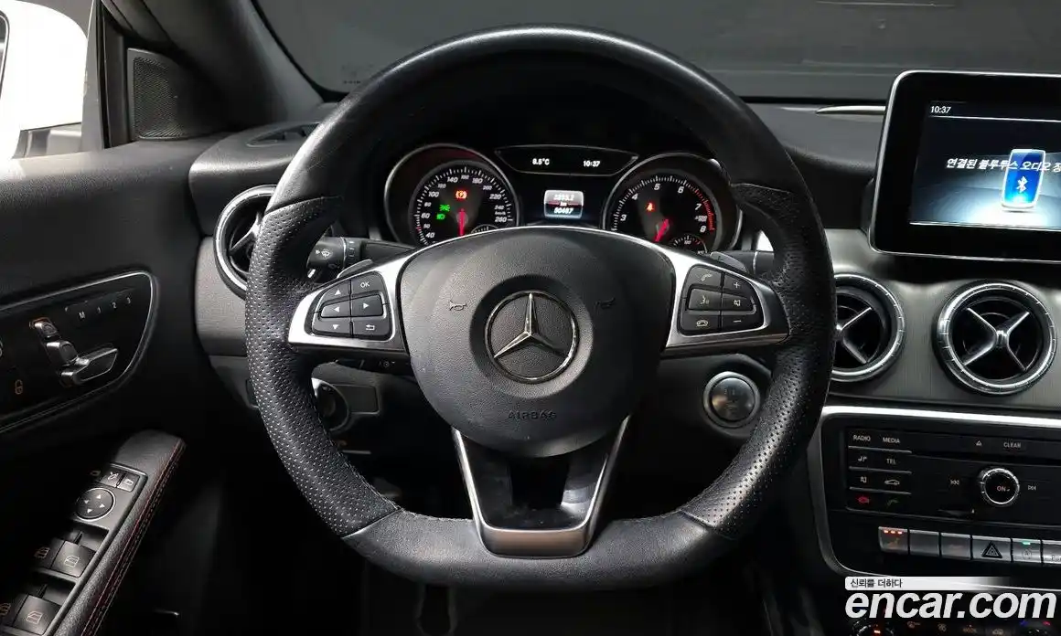 Mercedes-Benz CLA-Class 2019 2.0 Автомат в Москве № 143206, фото 12