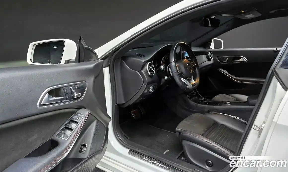 Mercedes-Benz CLA-Class 2019 2.0 Автомат в Москве № 143206, фото 13