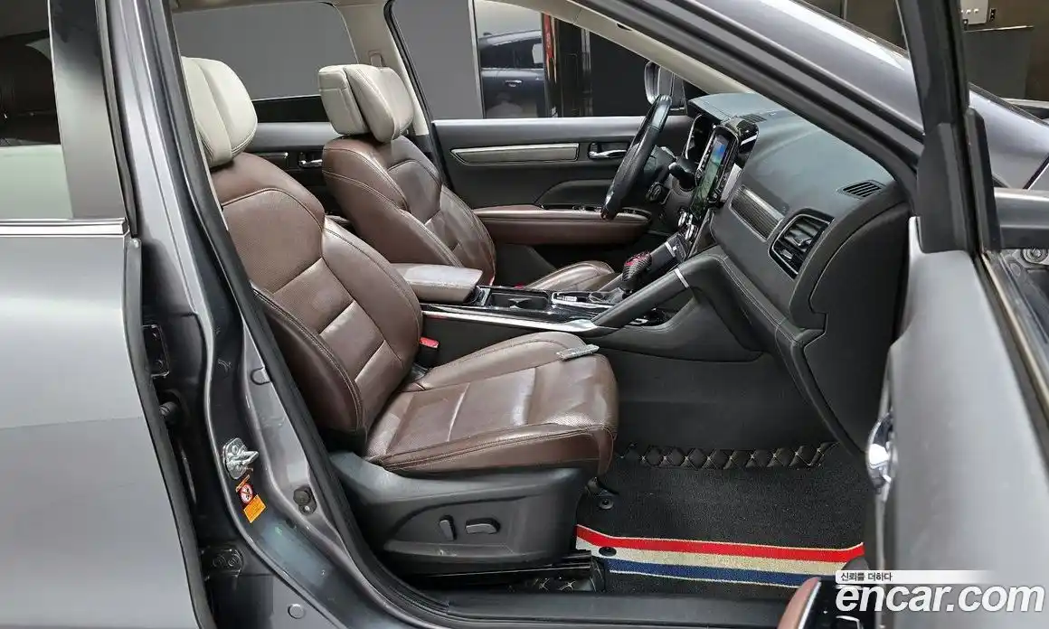 Renault QM6 2017 2.0 Автомат в Москве № 150167, фото 17