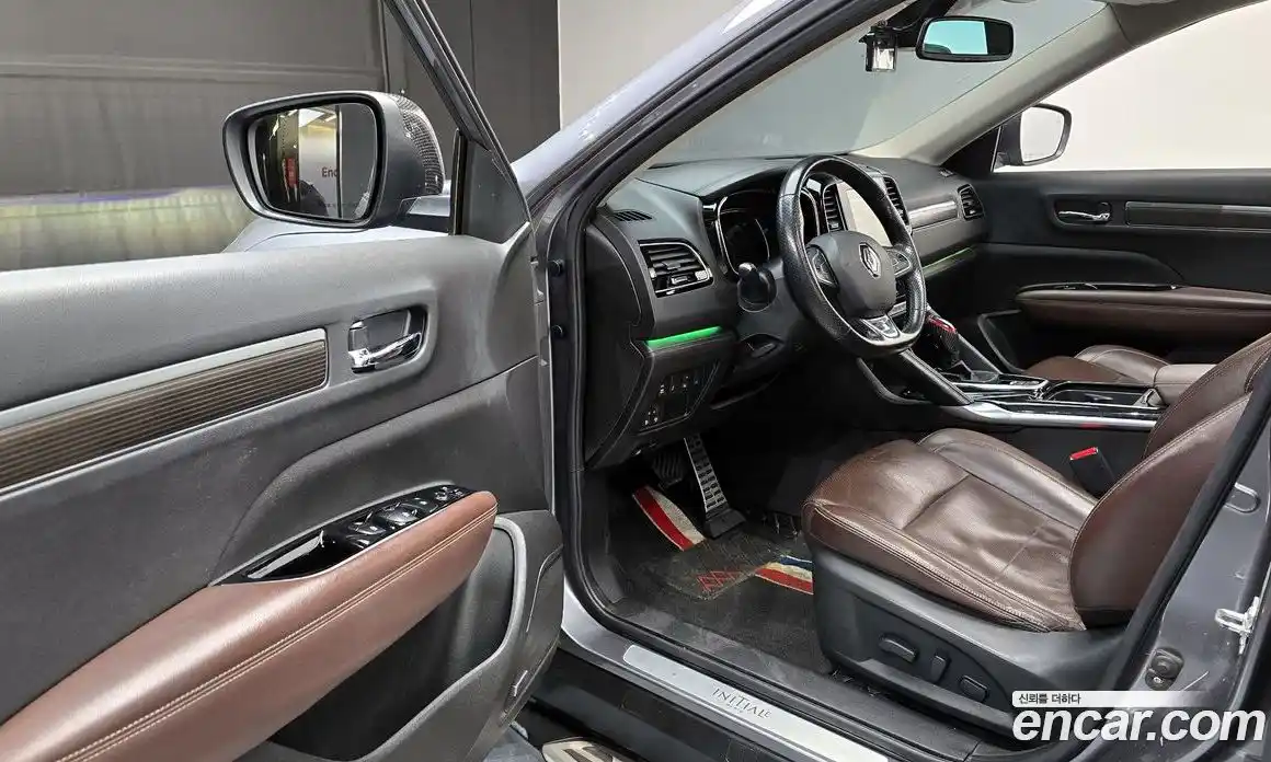 Renault QM6 2017 2.0 Автомат в Москве № 150167, фото 10