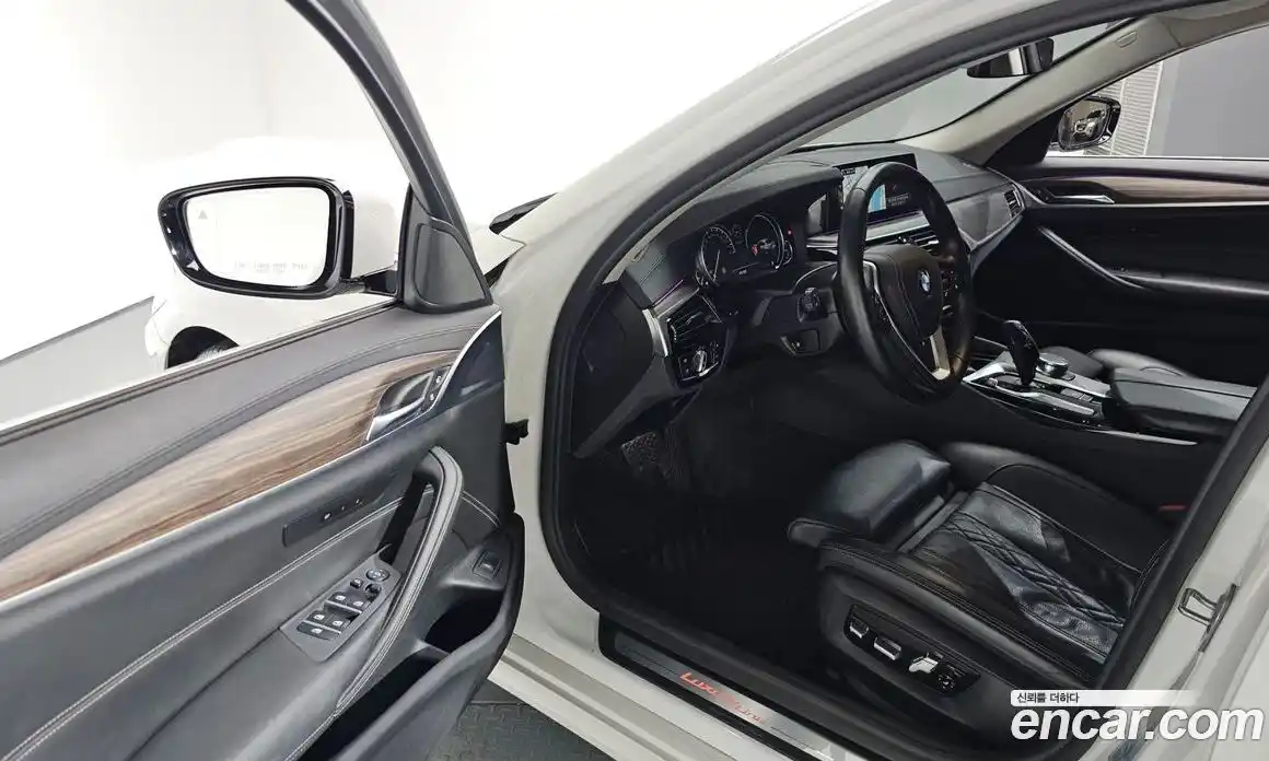 BMW 5-Series 2018 2.0 Автомат в Москве № 158424, фото 11