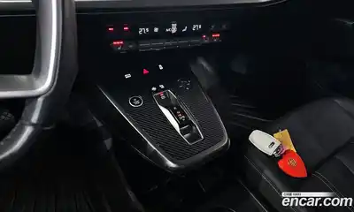 Audi Q4 e-tron 2023 0.2 Автомат в Москве № 158900, миниатюра 5