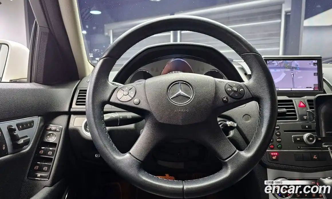 Mercedes-Benz C-Class 2010 1.8 Автомат в Москве № 160055, фото 14