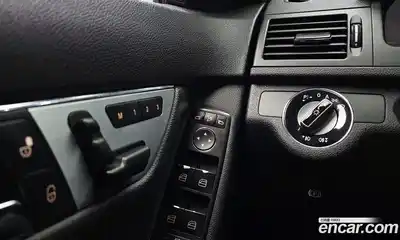 Mercedes-Benz C-Class 2010 1.8 Автомат в Москве № 160055, миниатюра 4