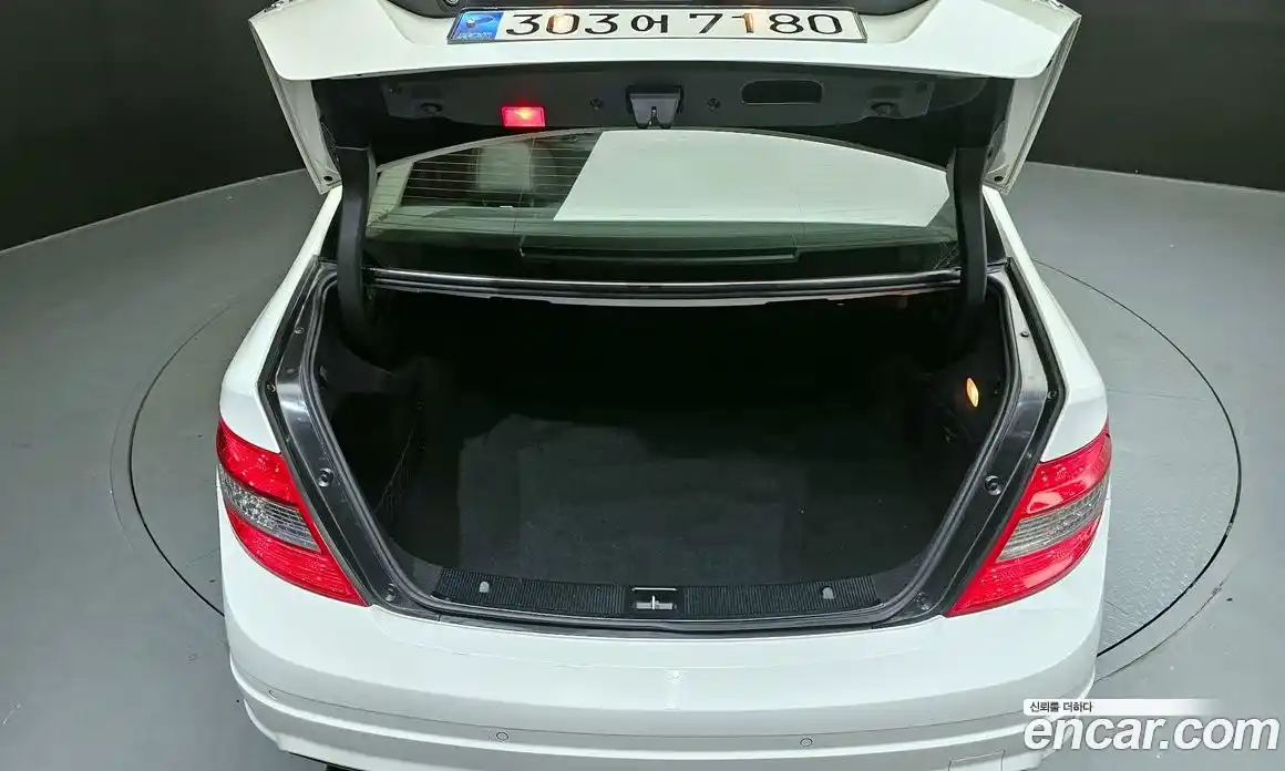 Mercedes-Benz C-Class 2010 1.8 Автомат в Москве № 160055, фото 7