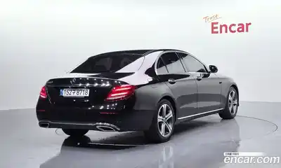 Mercedes-Benz E-Class 2019 2.0 Автомат в Москве № 160671, миниатюра 11