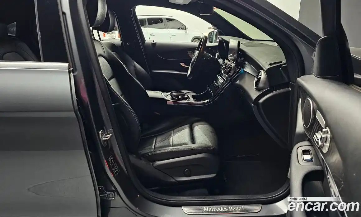 Mercedes-Benz GLC-Class 2019 2.0 Автомат в Москве № 161362, фото 13