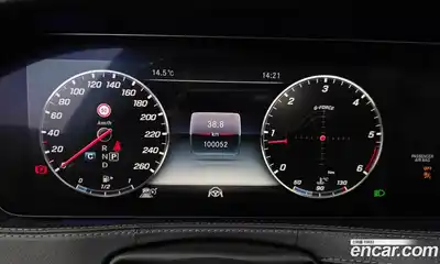 Mercedes-Benz S-Class 2019 2.9 Автомат в Москве № 162075, миниатюра 2