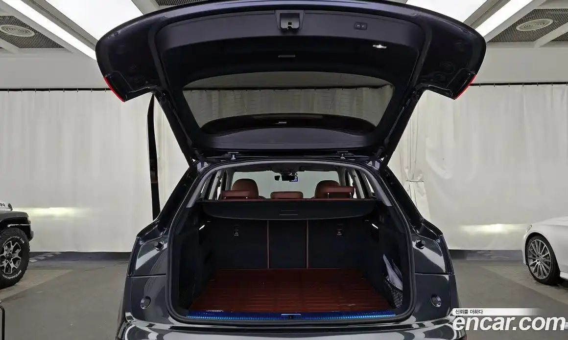 Audi Q5 2023 2.0 Автомат в Москве № 162306, фото 20