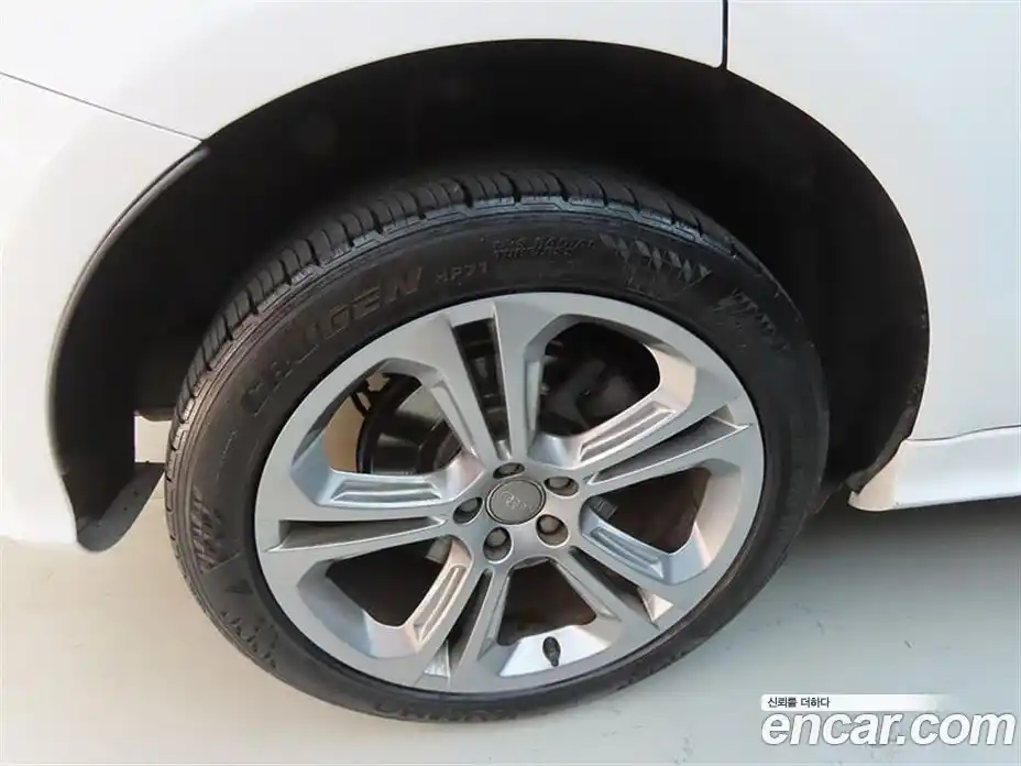 Audi Q5 2014 3.0 Автомат в Москве № 162717, фото 20