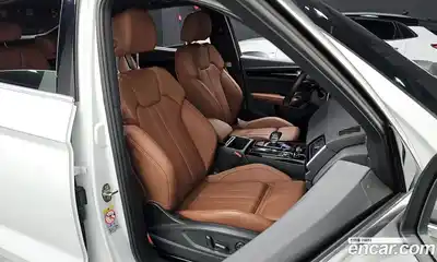 Audi Q5 2022 2.0 Автомат в Москве № 162824, миниатюра 10