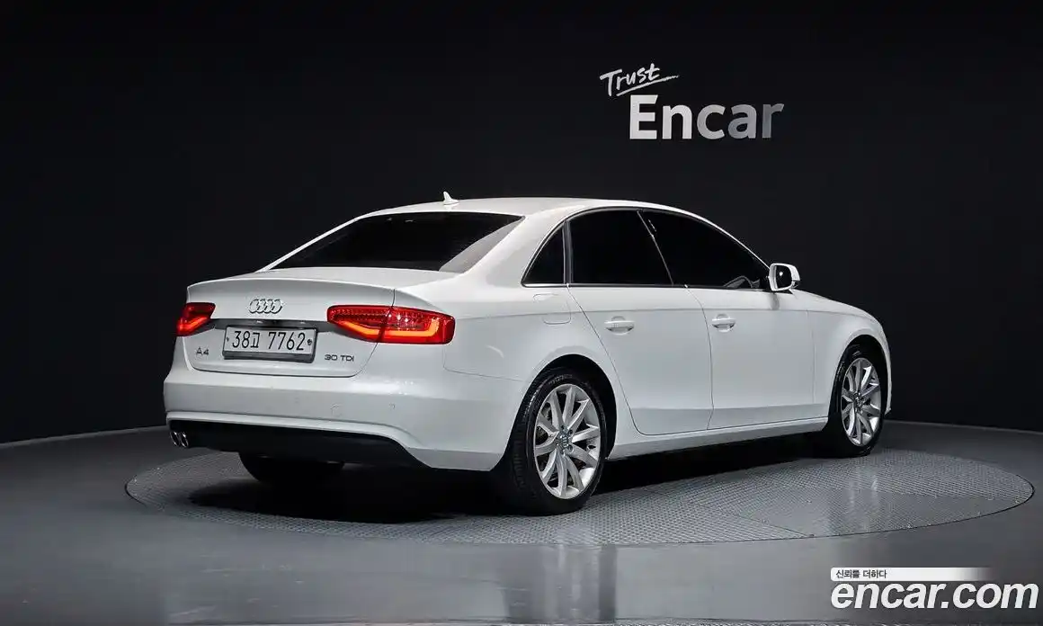 Audi A4 2015 2.0 Автомат в Москве № 163728, фото 5