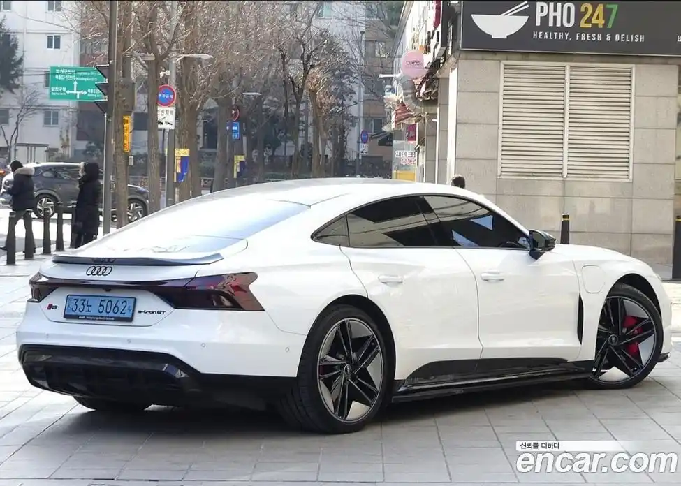 Audi RS e-tron GT 2022 0.1 Автомат в Москве № 164036, фото 18