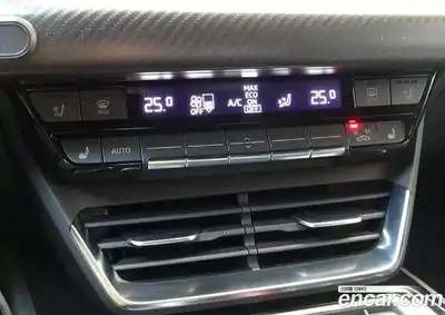 Audi RS e-tron GT 2022 0.1 Автомат в Москве № 164036, миниатюра 10