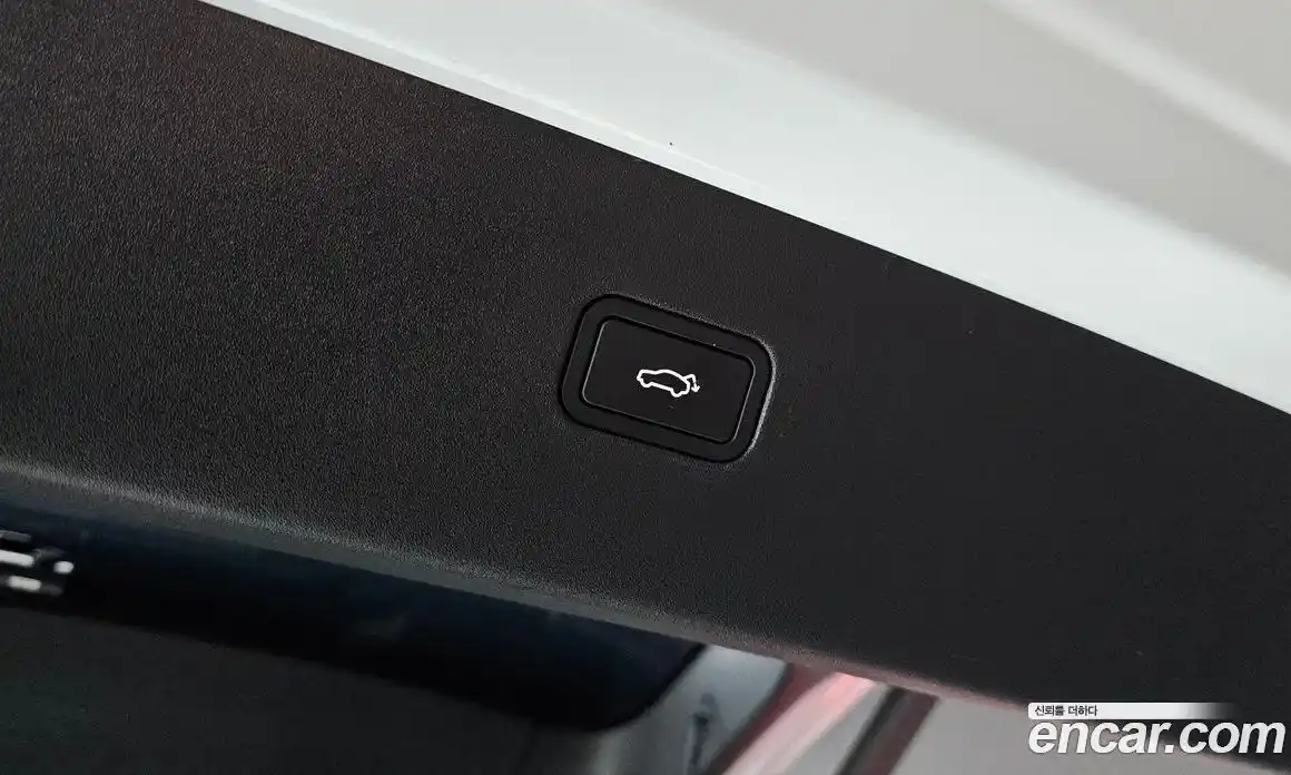 Volvo EX30 2025 0.2 Автомат в Москве № 164224, фото 13