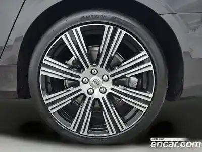 Volvo S90 2024 2.0 Автомат в Москве № 164764, миниатюра 5