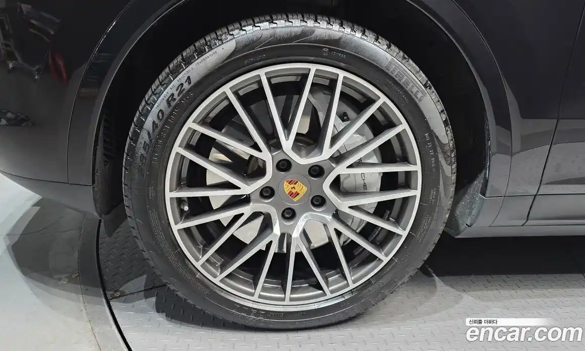 Porsche Cayenne 2021 3.0 Автомат в Москве № 165168, фото 18