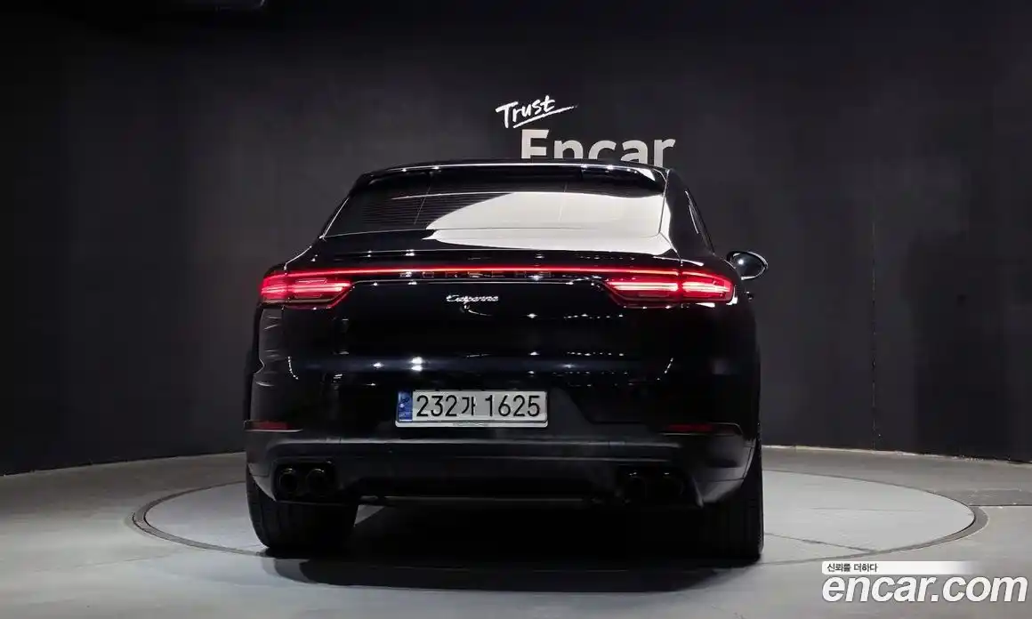 Porsche Cayenne 2021 3.0 Автомат в Москве № 165168, фото 3