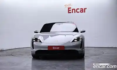 Porsche Taycan 2022 0.1 Автомат в Москве № 165478, миниатюра 12