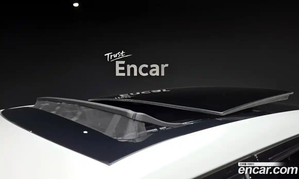 Land Rover Range-Rover Evoque 2024 2.0 Автомат в Москве № 165953, фото 3