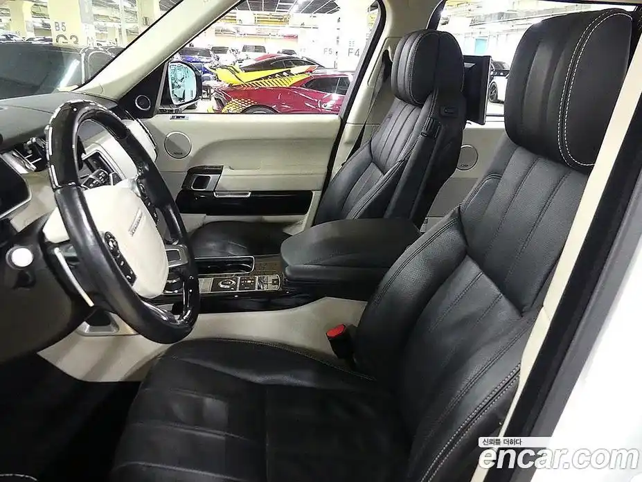 Land Rover Range-Rover 2014 5.0 Автомат в Москве № 166369, фото 14