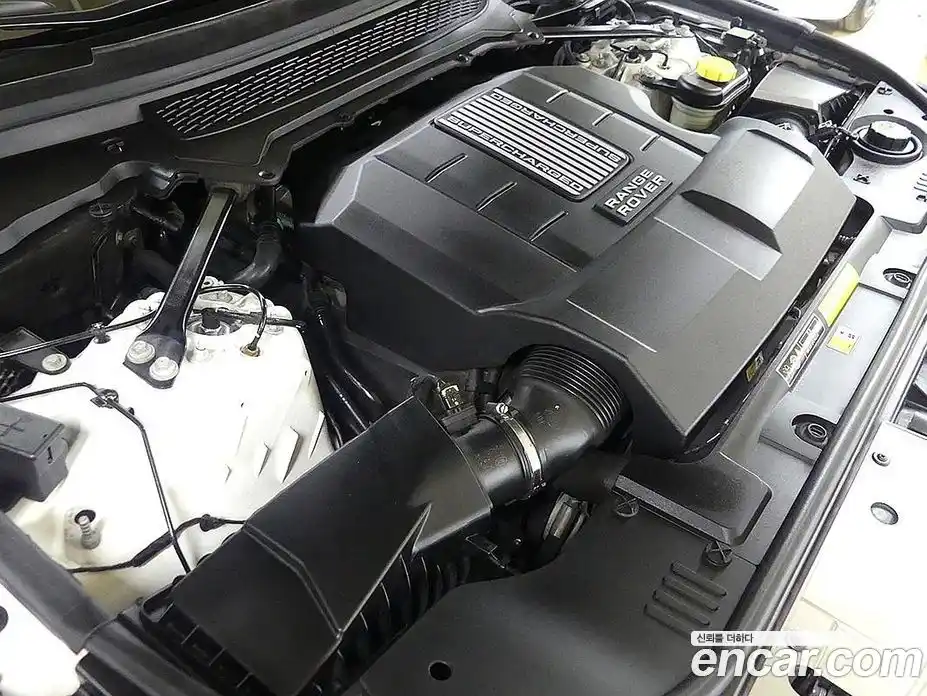 Land Rover Range-Rover 2014 5.0 Автомат в Москве № 166369, фото 4